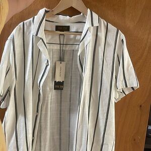 Truth Men’s Linen Blend Short Sleeve Button Shirt size Medium